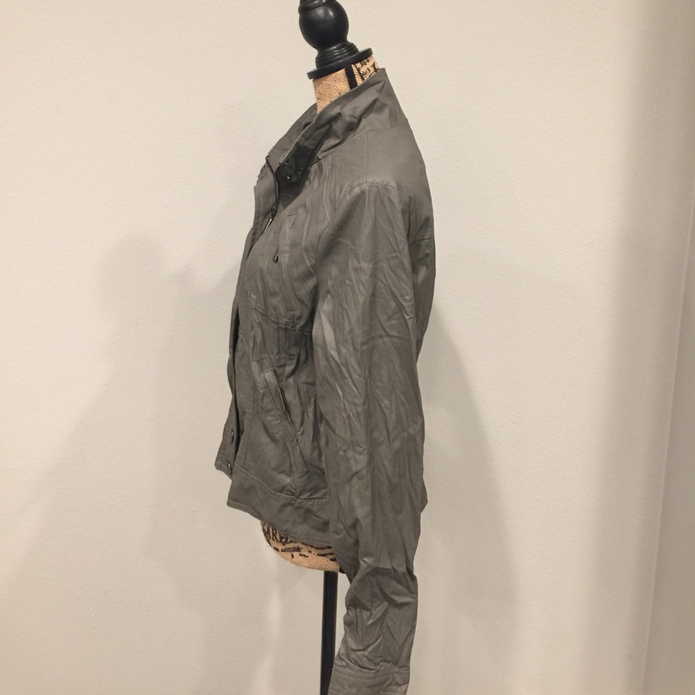 NWT Vertigo Paris Faux Leather Bomber - Picture 2 of 8